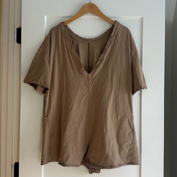 FP Movement Women’s Hot Shot Tee Romper Mocha Latte Size Small - Picture 6 of 12
